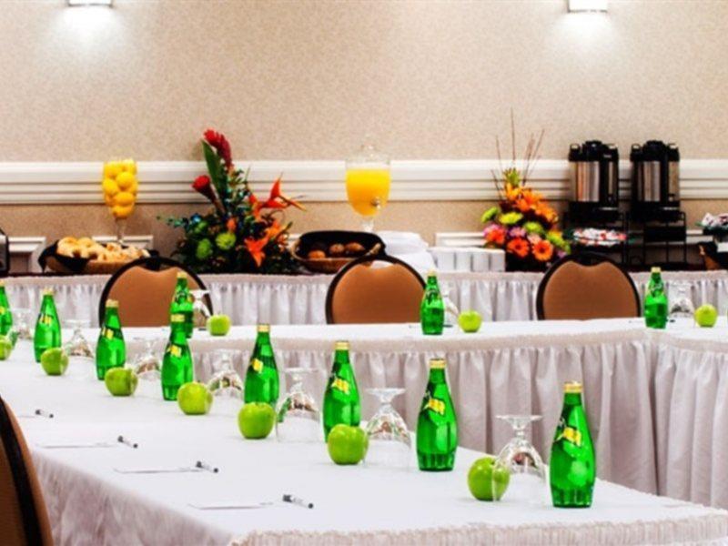 Holiday Inn Express & Suites Halifax - Bedford By Ihg מראה חיצוני תמונה