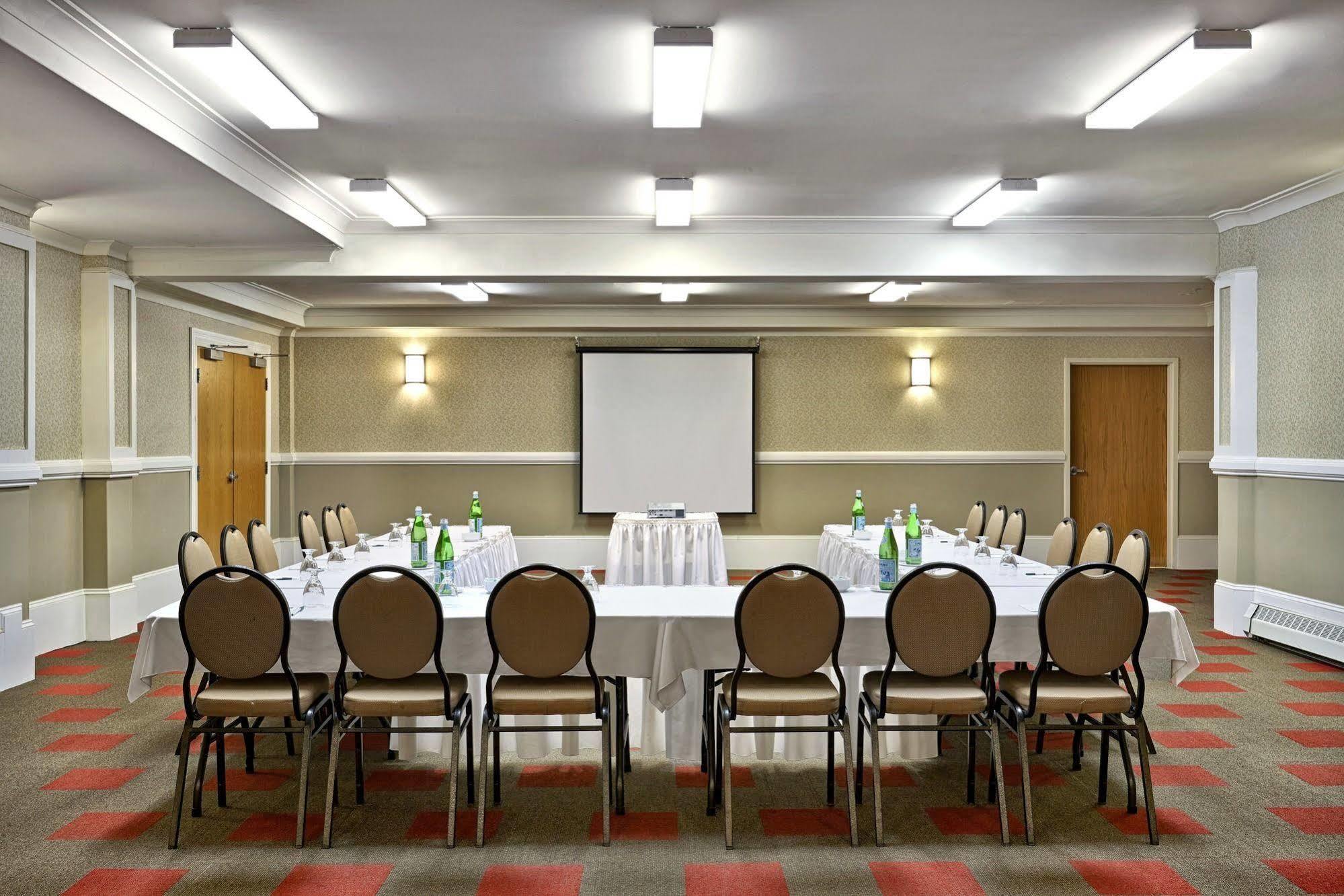 Holiday Inn Express & Suites Halifax - Bedford By Ihg מראה חיצוני תמונה