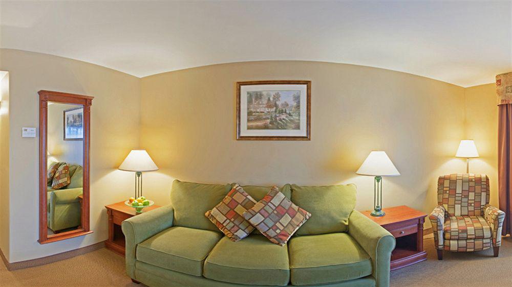 Holiday Inn Express & Suites Halifax - Bedford By Ihg מראה חיצוני תמונה